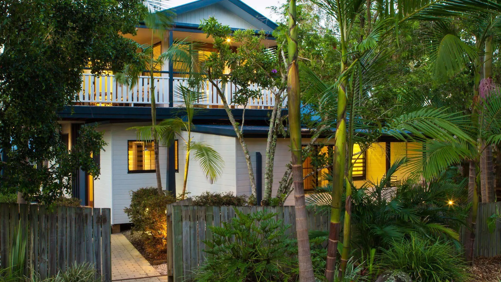 Cavvanbah Beach House Byron Bay Australia